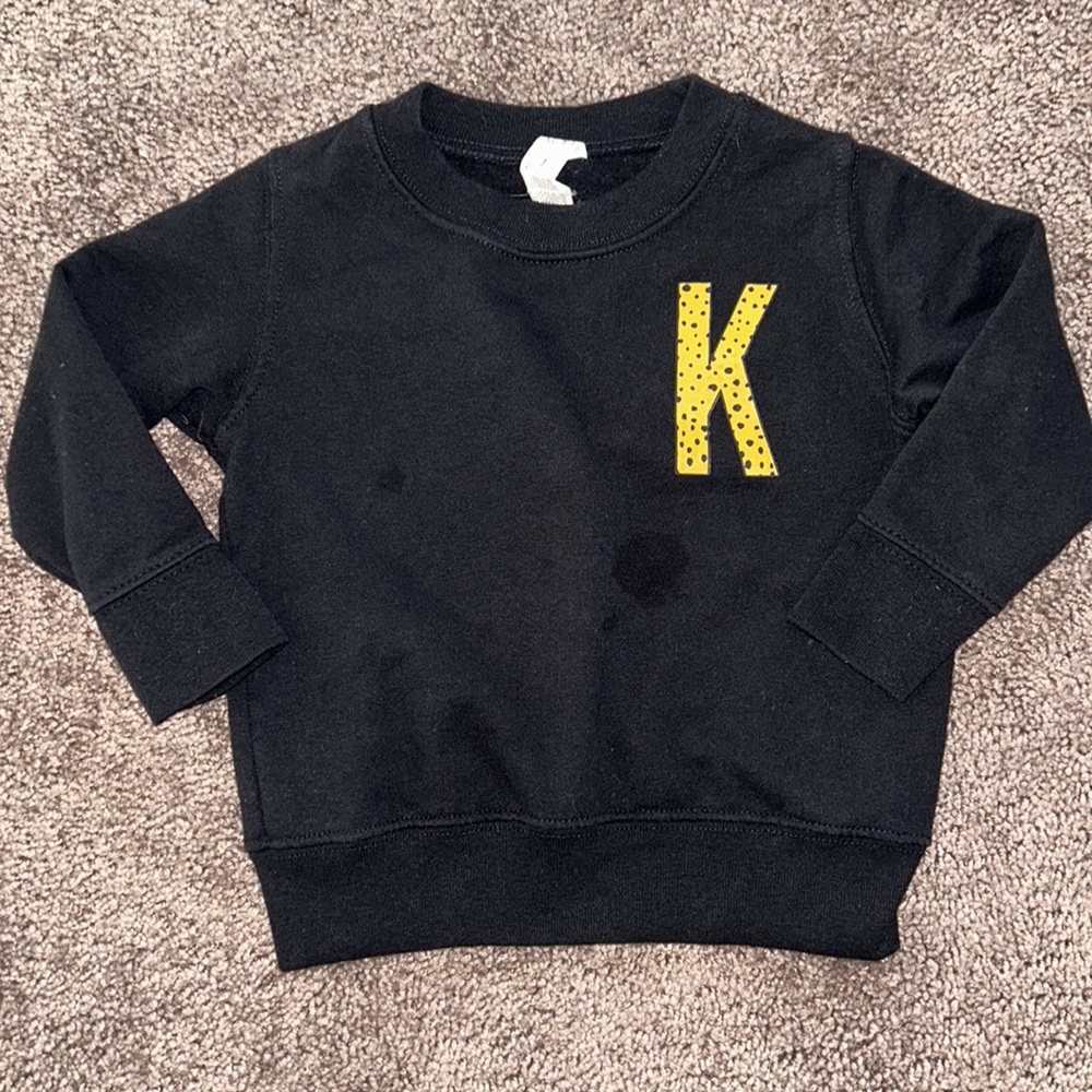 Little mama shirt shop “K” initial personalized black pullover sweatshirt